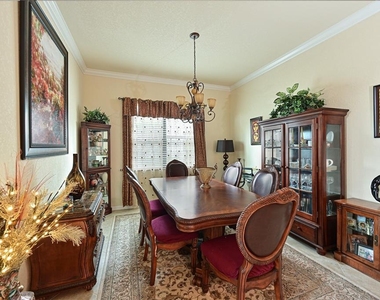 13423 Ramblewood Trail - Photo Thumbnail 4