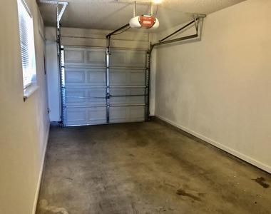 6633 Amposta Drive - Photo Thumbnail 20
