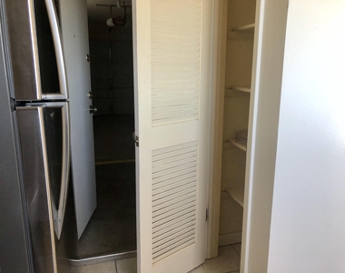 6633 Amposta Drive - Photo Thumbnail 19
