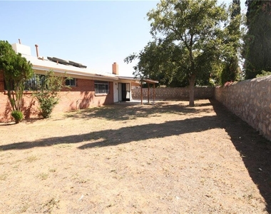 10804 Gloster Court - Photo Thumbnail 19