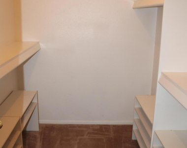3000 Park North Drive - Photo Thumbnail 20