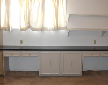 3000 Park North Drive - Photo Thumbnail 23