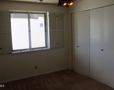 3000 Park North Drive - Photo Thumbnail 10