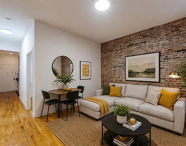 312 East 91st Street - Photo Thumbnail 1