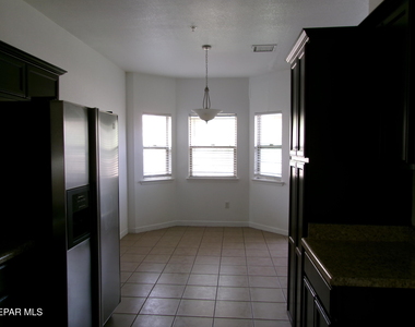 4704 Pistolero Lane - Photo Thumbnail 6