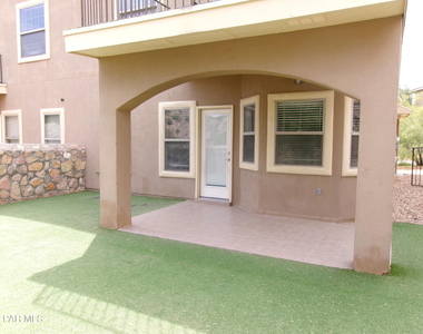 4704 Pistolero Lane - Photo Thumbnail 12