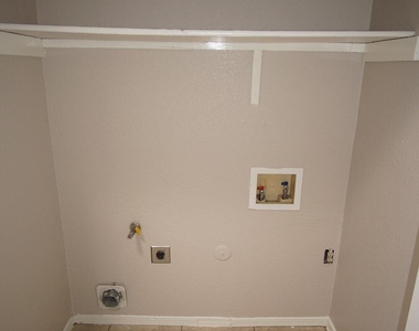 1376 Trudy Elaine Drive - Photo Thumbnail 6