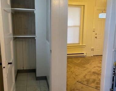 227 Howe Avenue - Photo Thumbnail 6