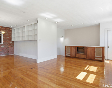 30 Coram Street - Photo Thumbnail 2
