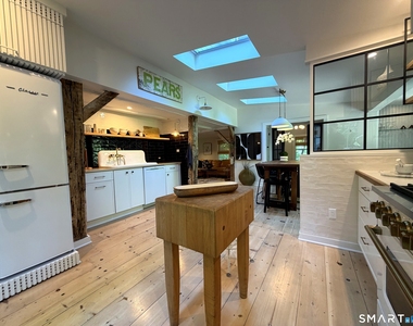 25 Shore Road - Photo Thumbnail 2