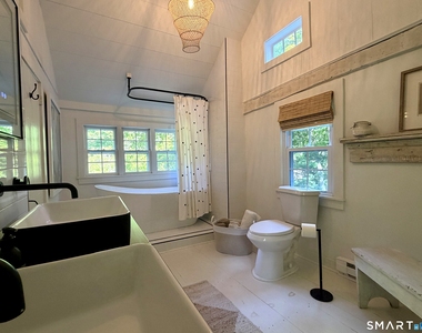 25 Shore Road - Photo Thumbnail 8