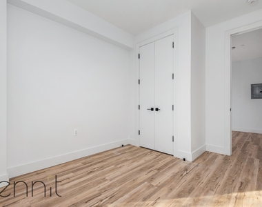 1115 Decatur Street - Photo Thumbnail 4