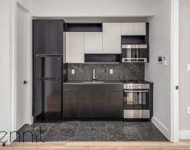 1115 Decatur Street - Photo Thumbnail 2