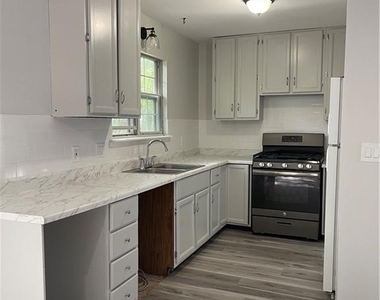 16 Hawley Glen - Photo Thumbnail 5