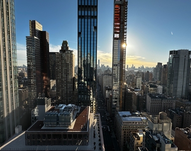 5th Avenue & E 32nd Street  - Photo Thumbnail 11