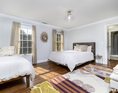 99 Highfield Road - Photo Thumbnail 14