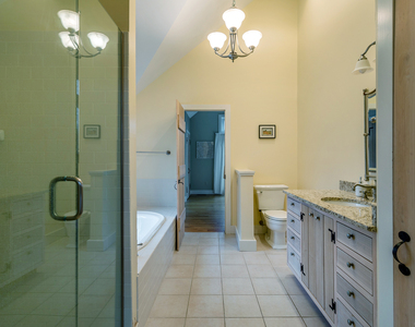 8 River Bend Lane - Photo Thumbnail 8