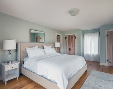 8 River Bend Lane - Photo Thumbnail 10
