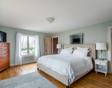 8 River Bend Lane - Photo Thumbnail 11