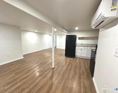 32 Quarry Street - Photo Thumbnail 4