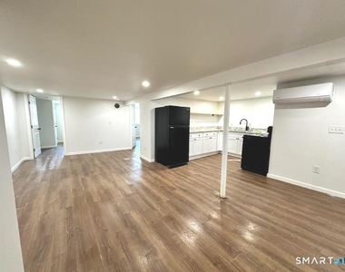 32 Quarry Street - Photo Thumbnail 5