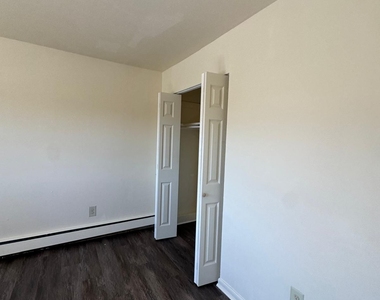 64 Mckinley Avenue - Photo Thumbnail 2