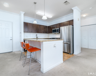850 Main Street - Photo Thumbnail 5