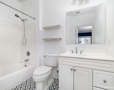 850 Main Street - Photo Thumbnail 10
