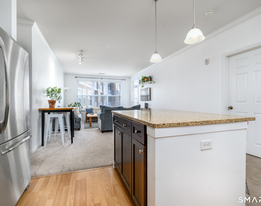 850 Main Street - Photo Thumbnail 7