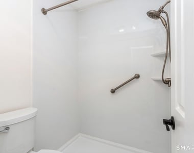 33 Strathmore Lane - Photo Thumbnail 24