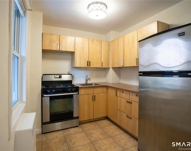 700 Summer Street - Photo Thumbnail 1