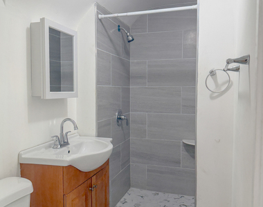 1004 Hancock Avenue - Photo Thumbnail 9