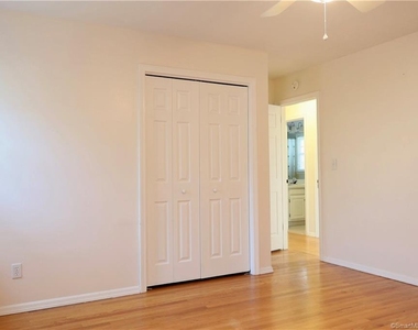 16 Dawn Lane - Photo Thumbnail 22