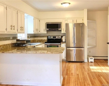 16 Dawn Lane - Photo Thumbnail 3