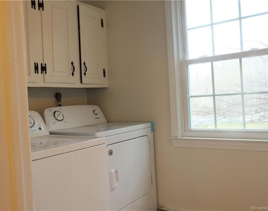 16 Dawn Lane - Photo Thumbnail 12