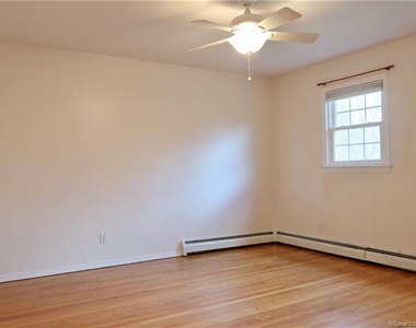 16 Dawn Lane - Photo Thumbnail 23