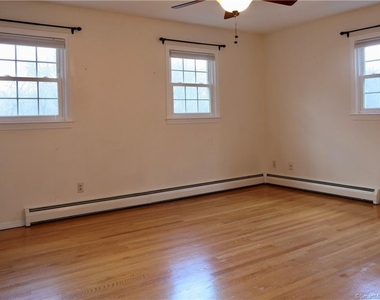 16 Dawn Lane - Photo Thumbnail 15