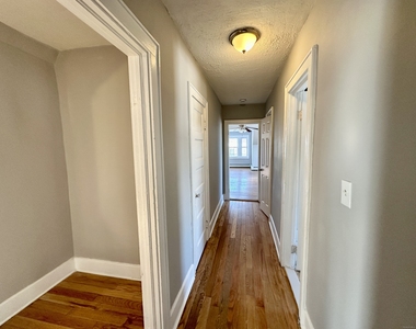 2683 Fairfield Avenue - Photo Thumbnail 7