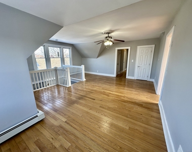 2683 Fairfield Avenue - Photo Thumbnail 5