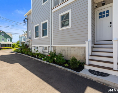 11 Quintard Avenue - Photo Thumbnail 16