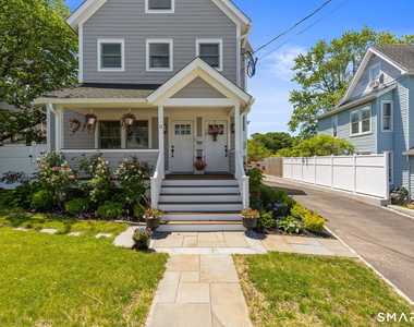 11 Quintard Avenue - Photo Thumbnail 1