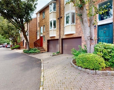 130 Forest Street - Photo Thumbnail 20
