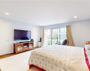 130 Forest Street - Photo Thumbnail 10