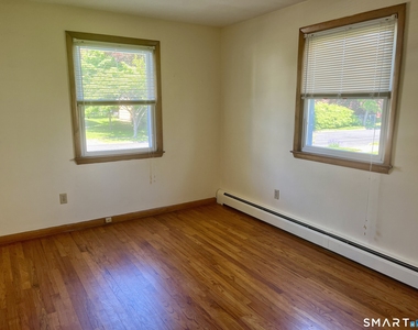 35 Warsaw Street - Photo Thumbnail 14