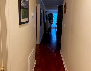 1223 Stratfield Road - Photo Thumbnail 8