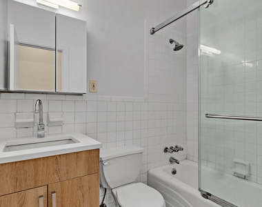1167 Second Avenue - Photo Thumbnail 4