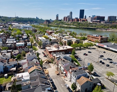 1923 Wharton St - Photo Thumbnail 1