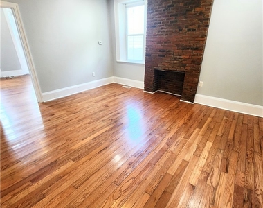 6064 Butler St - Photo Thumbnail 2