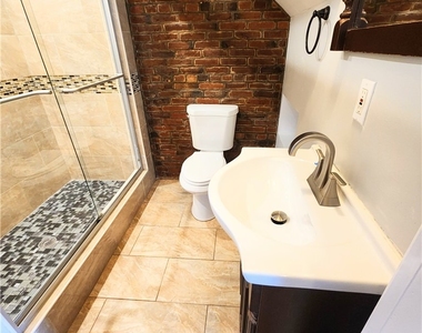 6064 Butler St - Photo Thumbnail 1