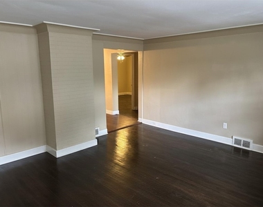 931 Hilltop St - Photo Thumbnail 4
